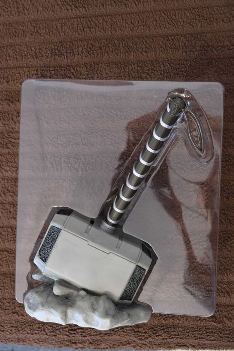 Ciocanul lui Thor Model Marvel, Figurina pusculita, Semic, Gri/Negru