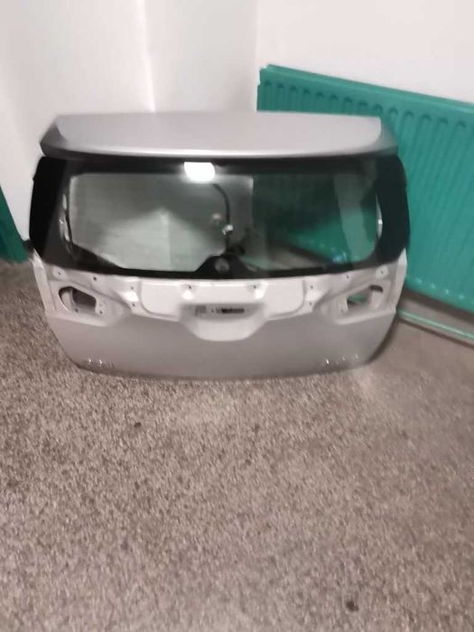 Toyota Auris hatchback 2013- Заден капак