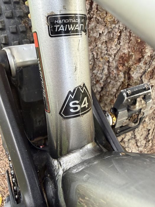 Specialized demo expert