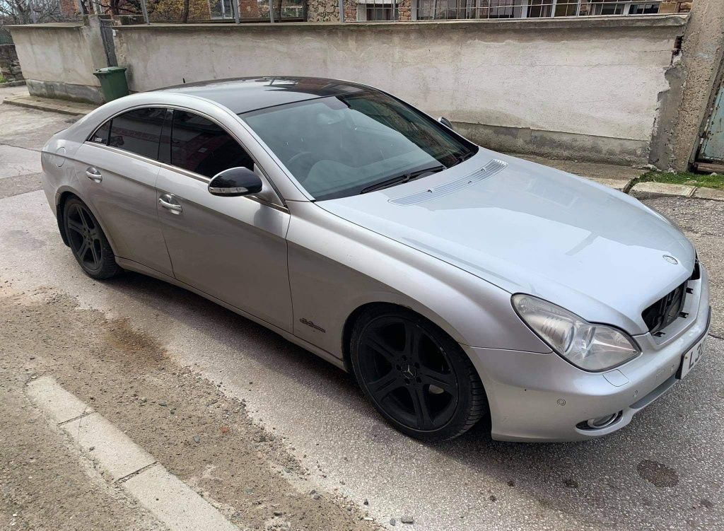 Продавам Mercedes CLS