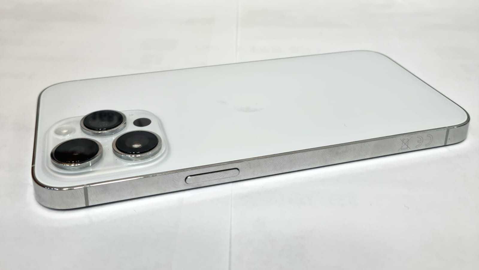 HOPE AMANET P11 - Iphone 14 Pro Max White / Garantie 12 Luni !