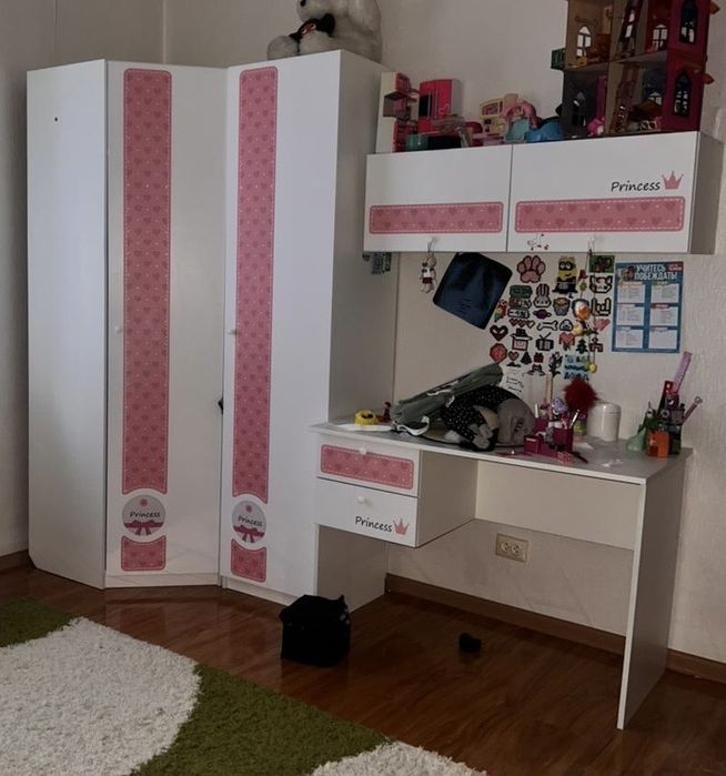 Комплект детской мебели можно по отдельности