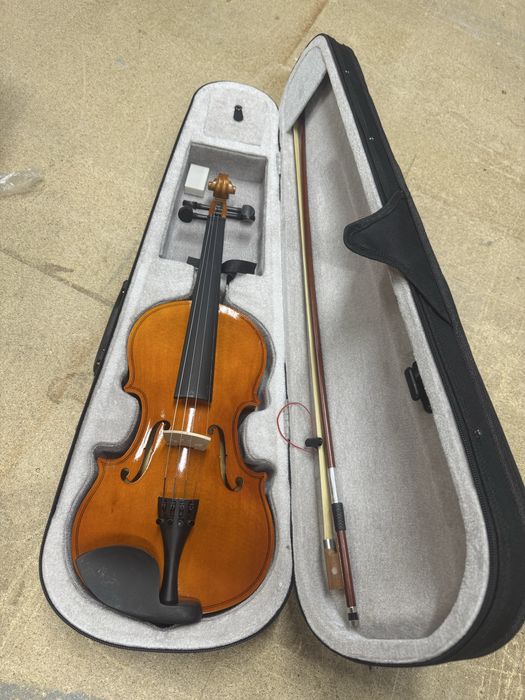 Скрипки новые размер 4/4 -3/4