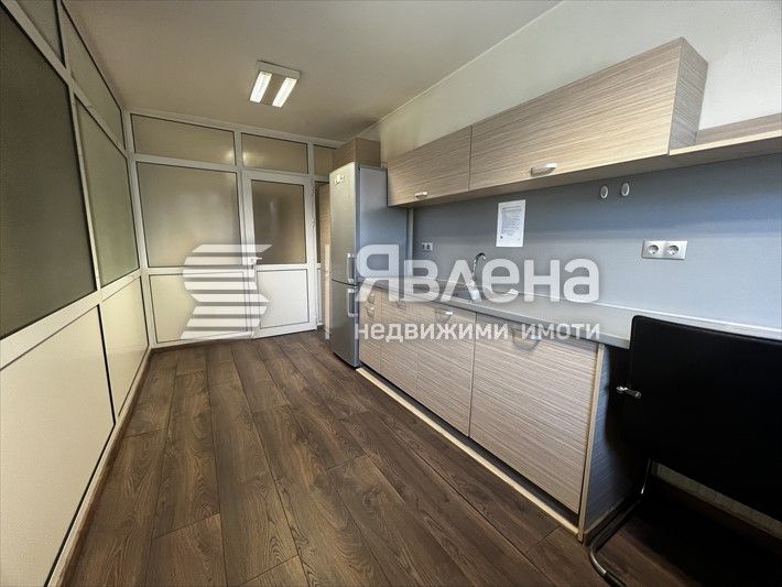 Дава се под наем Офис в София, Център - 157 кв.м за 1256 € - Снимка #7