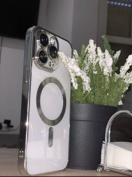 Husa Luxury cu MagSafe pt iPhone 13 , 13 Pro, 13 Pro Max