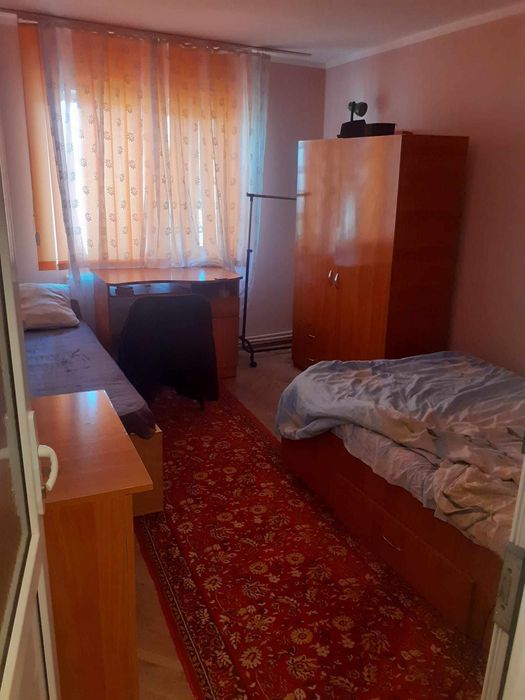 Primesc elevi (băieți) in gazda