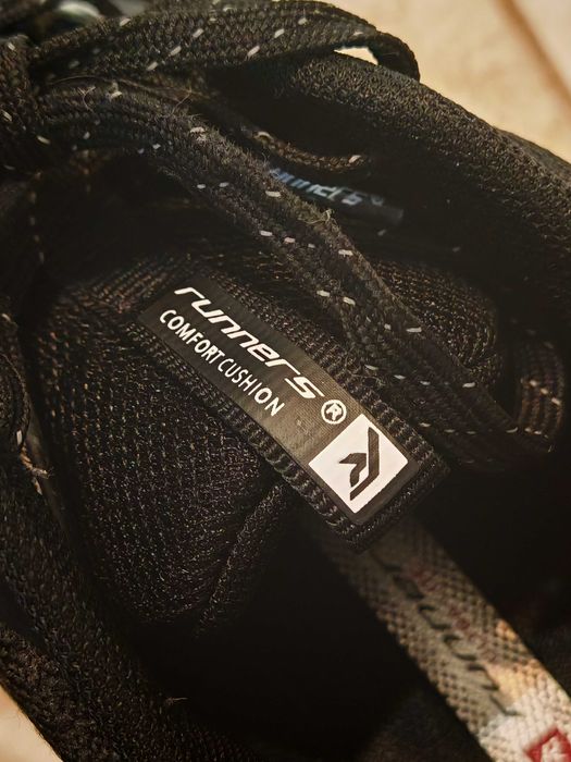 Чисто Нови Оригинални Маркови Маратонки RUNNERS TITANIUM 42 номер