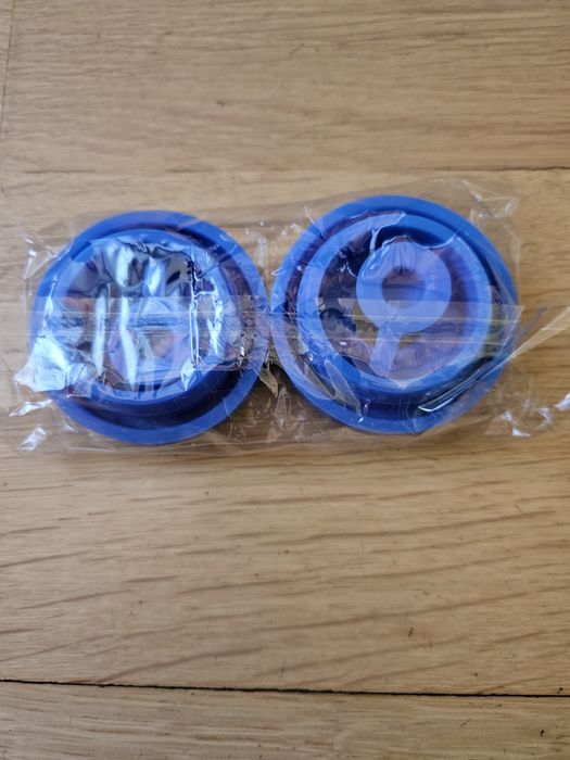 Capace silicon bidoane de apă 19 și 11 L