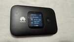 Router mobil Huawei cu SIM 4G . Bateria tine f bine