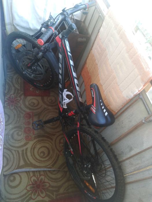 Продаю спортивный велик