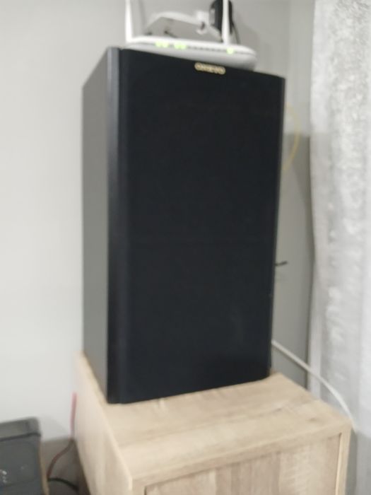 Vând boxe Onkyo SC 360