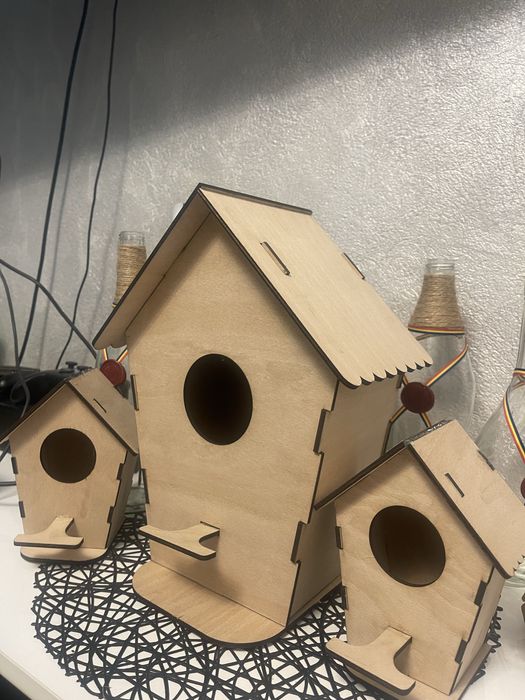 Casute/hranitoare/cuibusor pasari