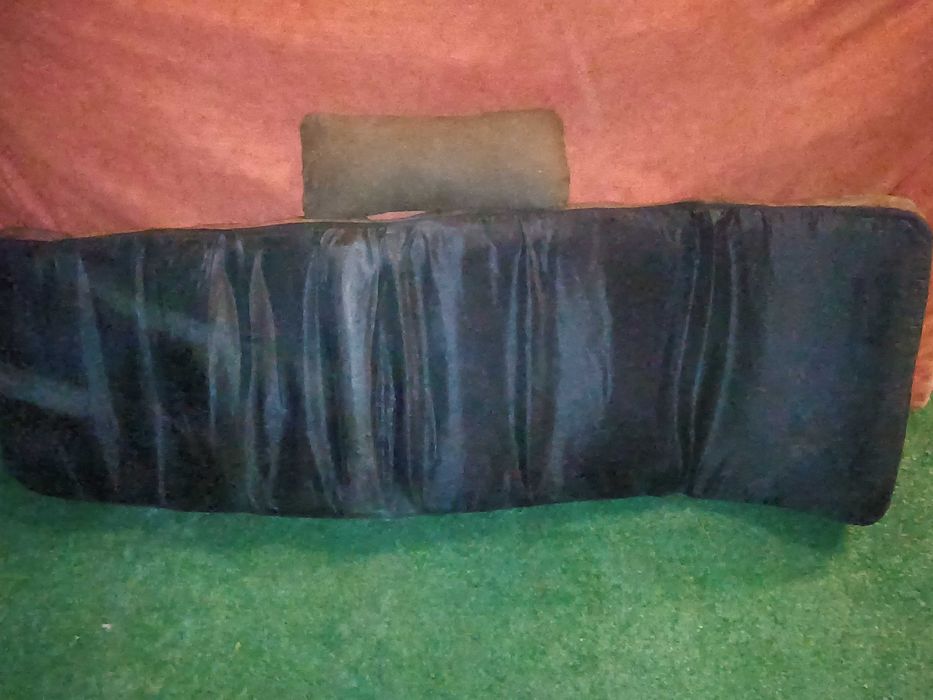 Saltea de podea si canapea pliabilă pentru sufragerie