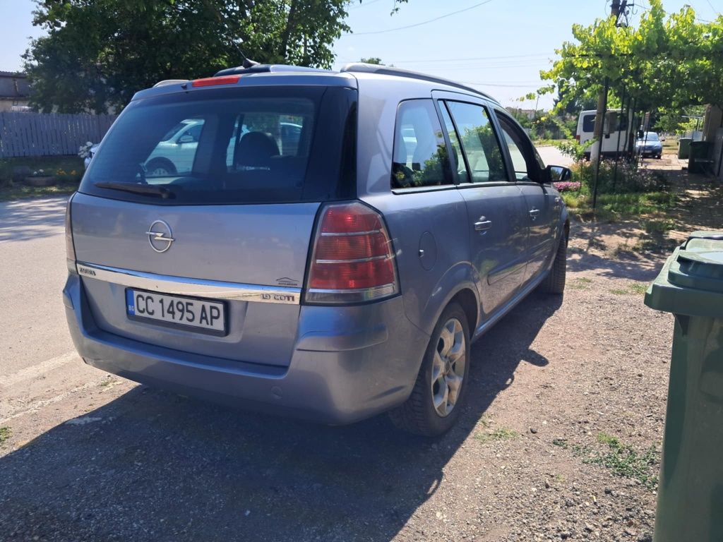 Opel zafira 1.9 cdi