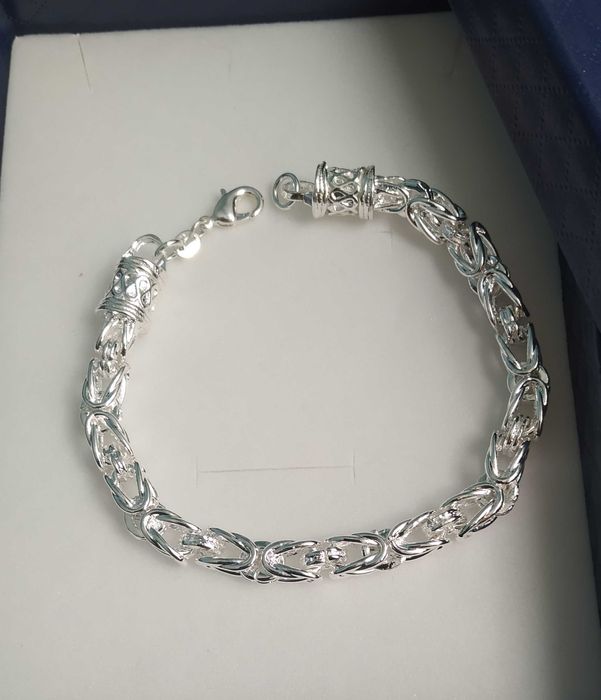 Масивен сребърен ланец, масивна сребърна гривна. В кутия