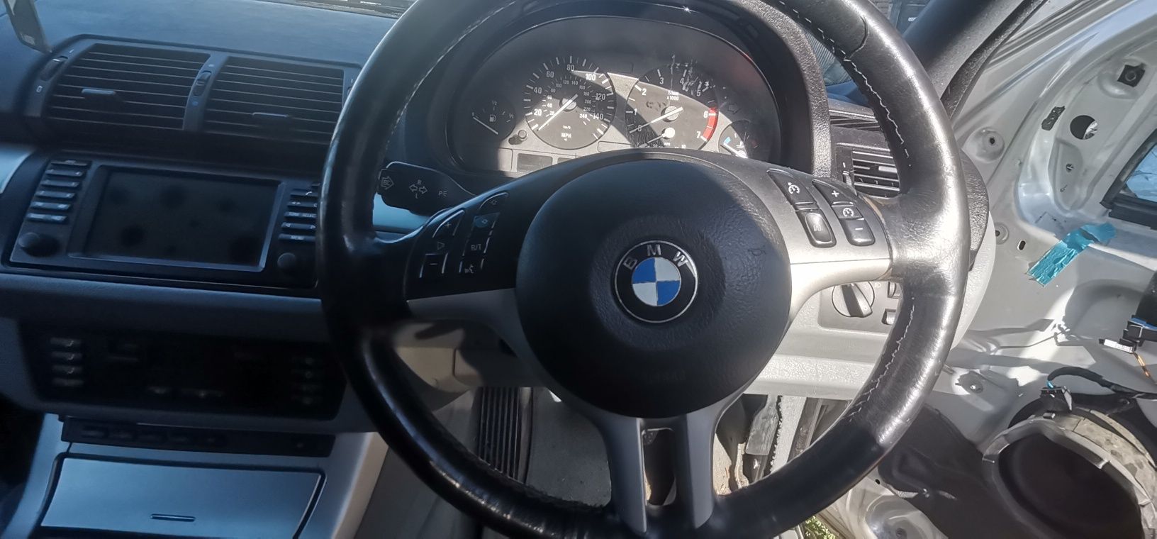 Bmw x5 4.4 e53 на части