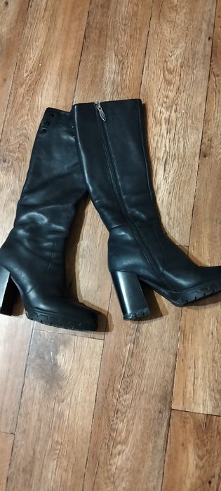 Продам сапоги женские