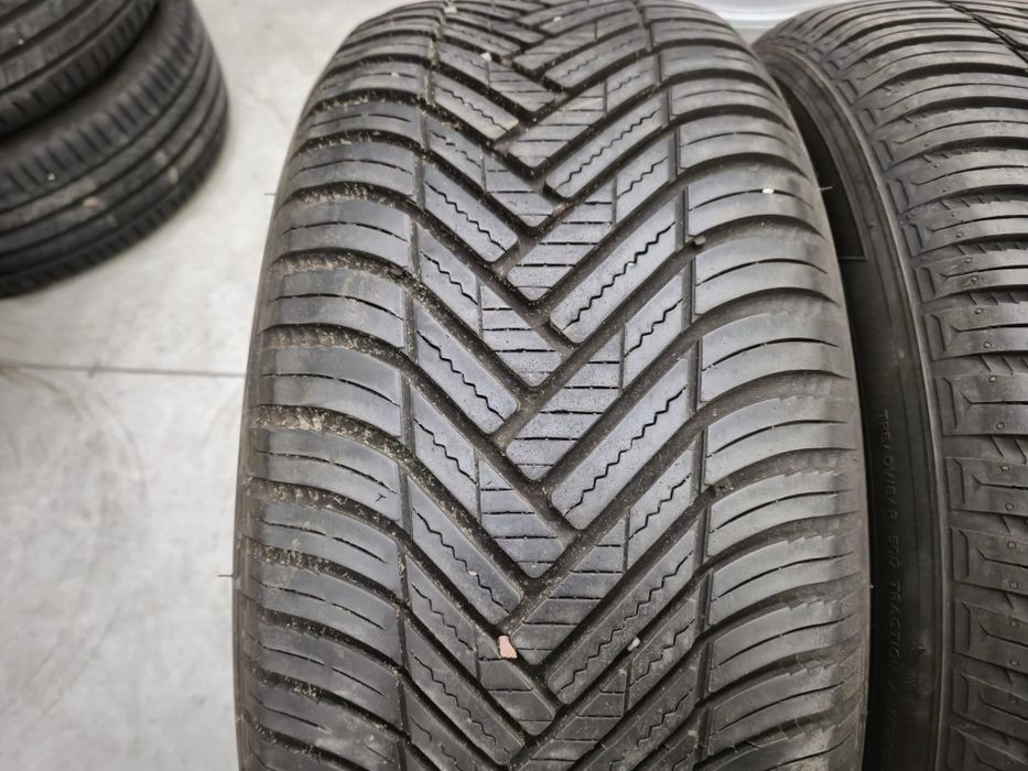 2 anvelope All Season Hankook 235 50 18