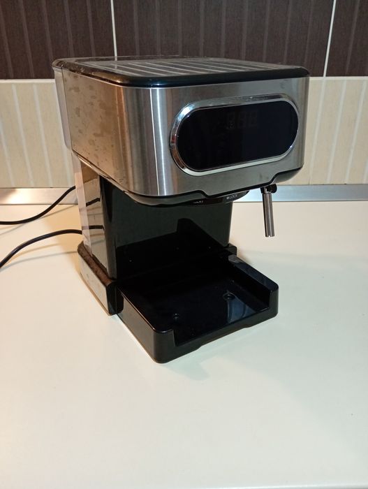 Espressor Gorenje ESCM15DBK 1100w-15bari (fara tavita)