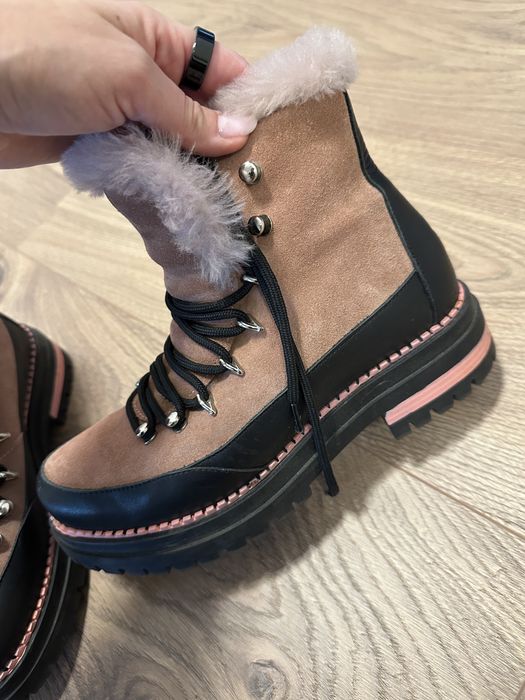 Ghete Benvenuti piele si blanuta, 38