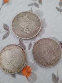 De vanzare monede de argint