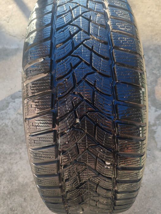 Vând cauciucuri M+S 205/55 R16