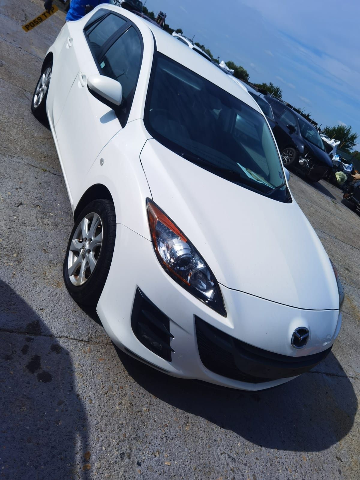Dezmembrez Mazda 3 2010 1.6 D 2010