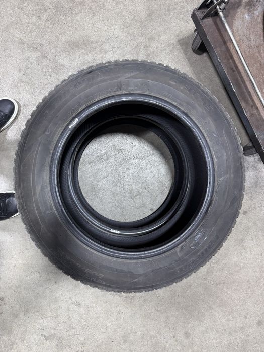 Laufen 205/60/16 DOT25