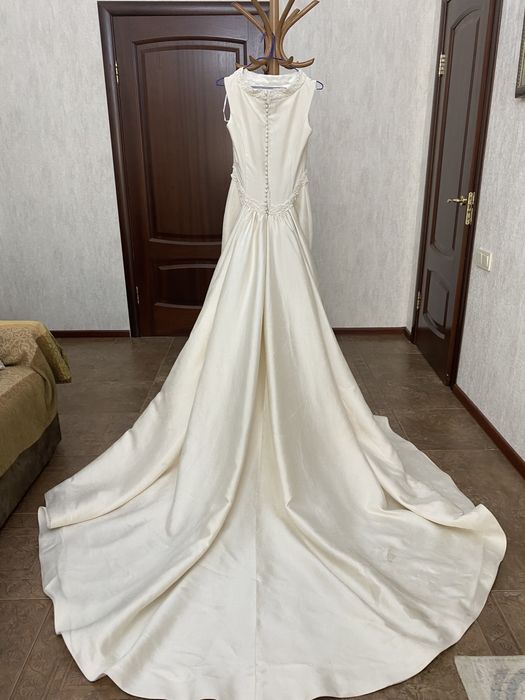 Платье свадебное