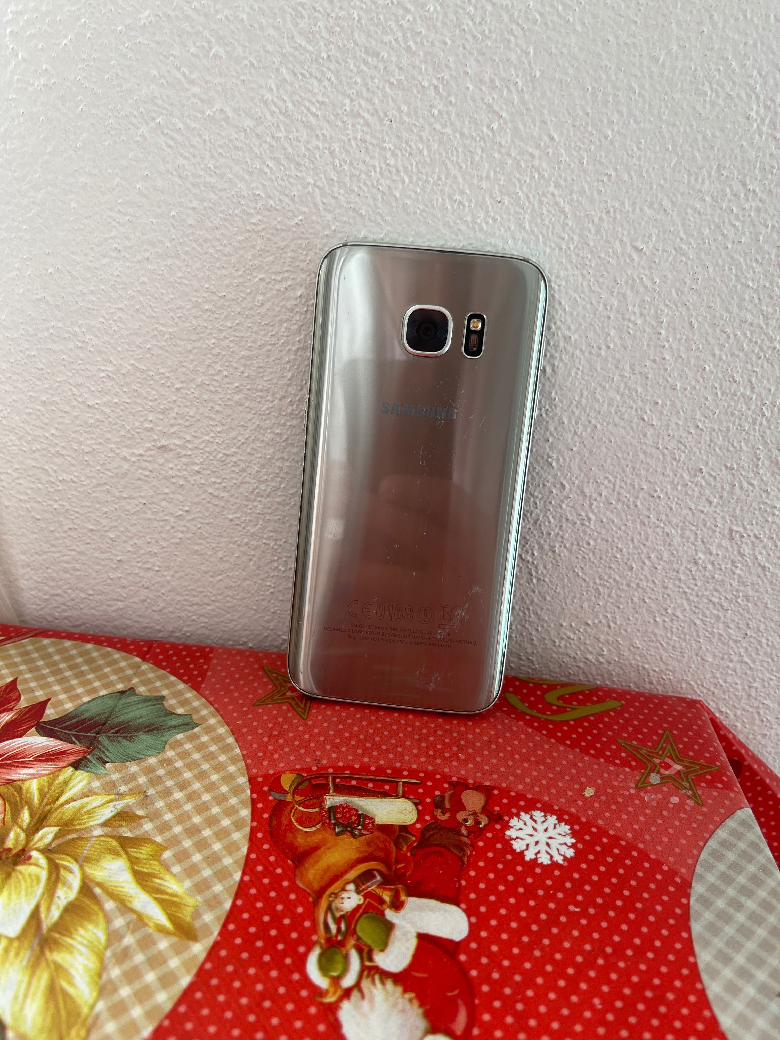 Vând Samsung S7 !!