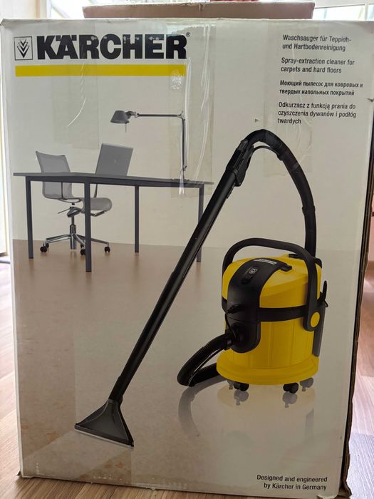 Aspirator Karcher SE4001 cu spalare