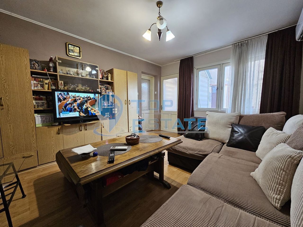 Продава се Къща в Велико Търново, Център - 82 кв.м за 1525 €/кв.м - Снимка #2