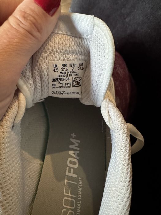 Adidasi Puma din piele naturala marimea 37