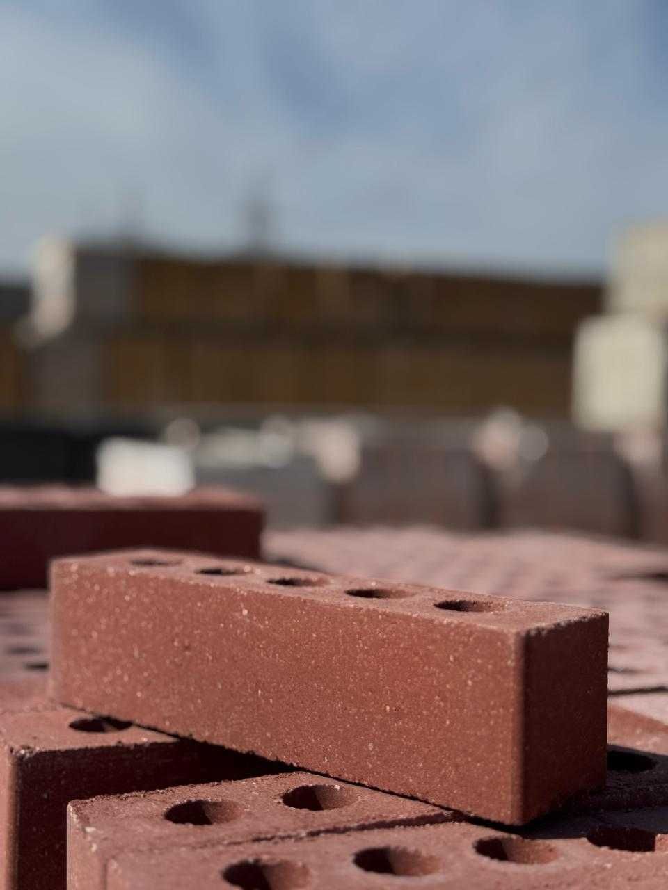 Кирпич облицовочный 65 тенге