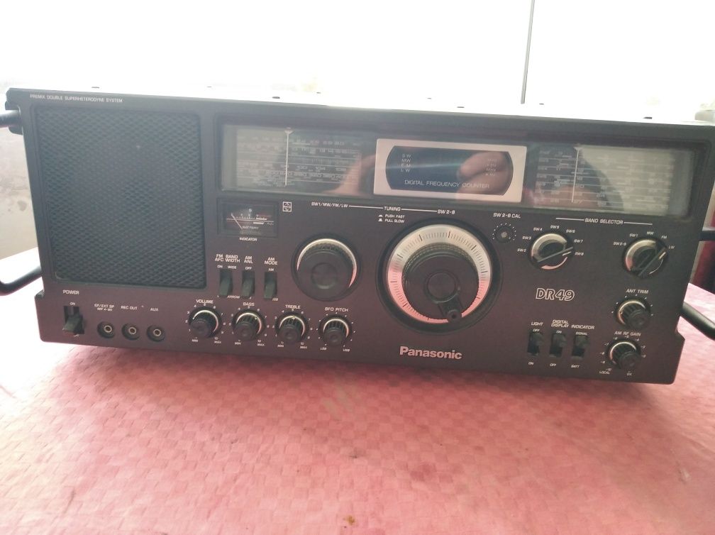 Panasonic RF4900 radio