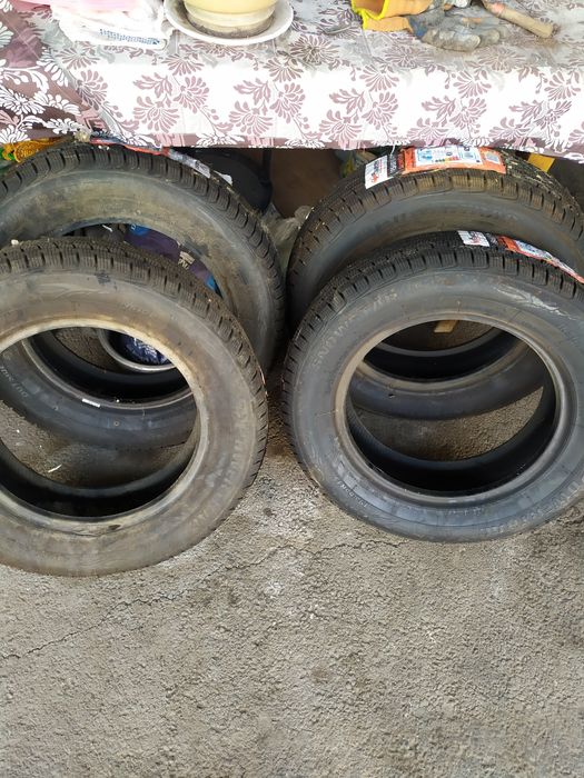 Продам новые зимние шины R15.