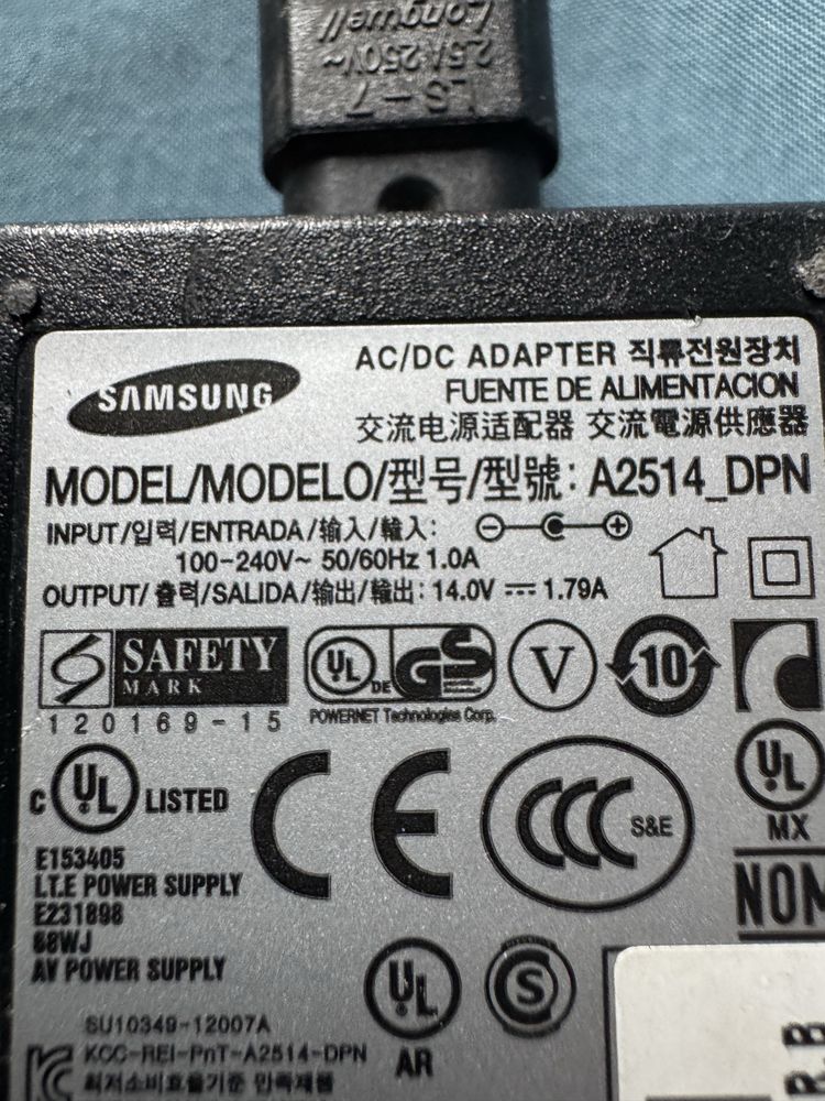 Оригинално зарядно монитор Samsung 14V 1.79A 25W , зарядно Samsung