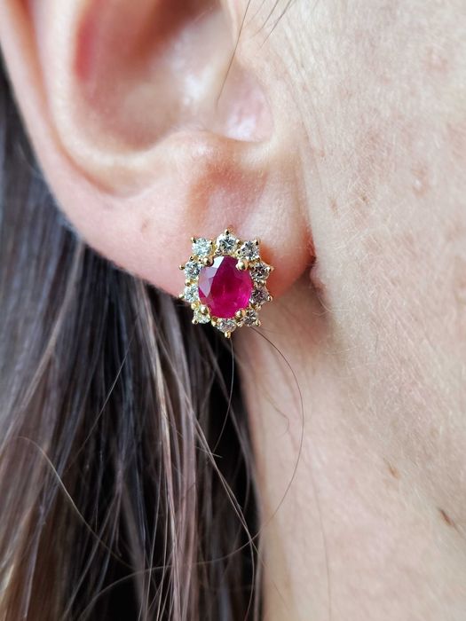 Cercei aur 18k Royal cu Rubin Natural rubine si Diamante naturale
