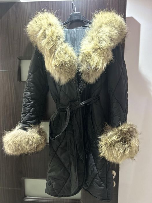 Дамска парка с естествен пух