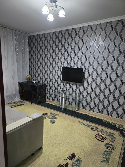 Срочна сдается в аренду квартира на массиве КараСу 1