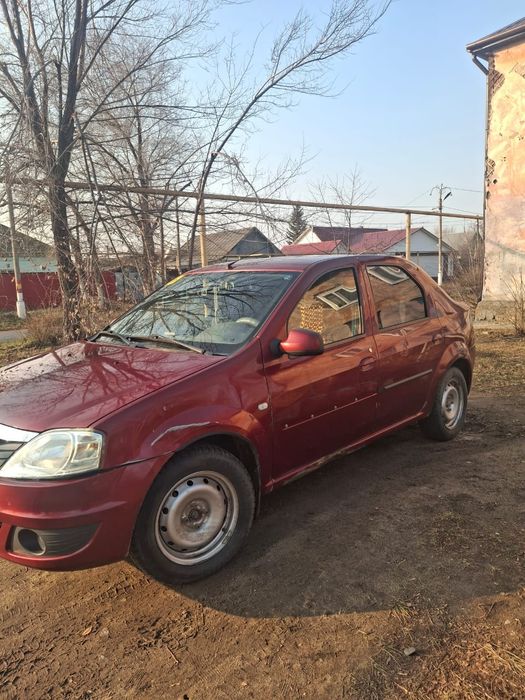 Срочно продам Renault Logan первое поколение деньги нужно за этого сро