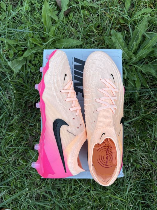 Nike Phantom Gripknit