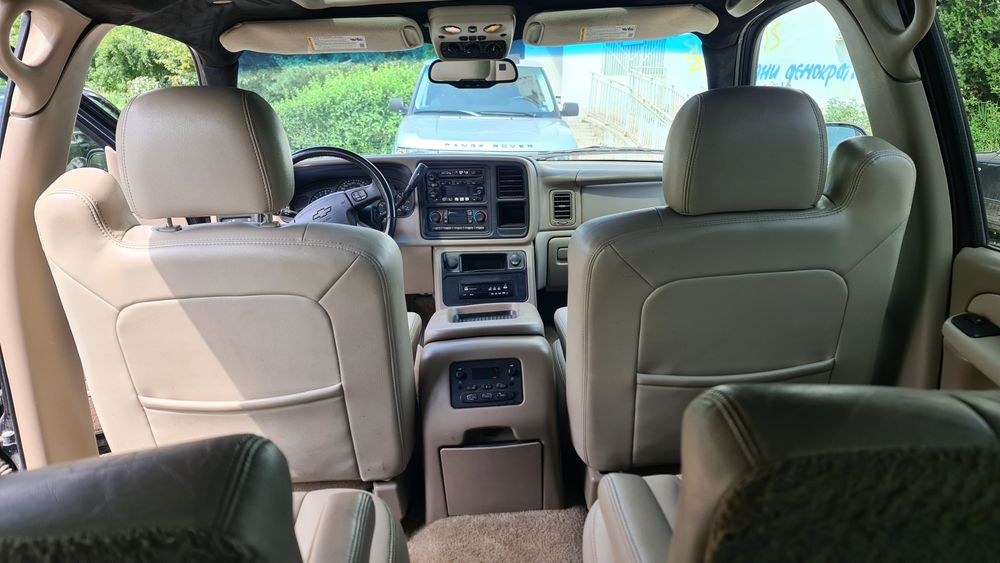 Chevrolet Suburban 2003