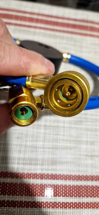 Furtun de incarcare ac cu manometru