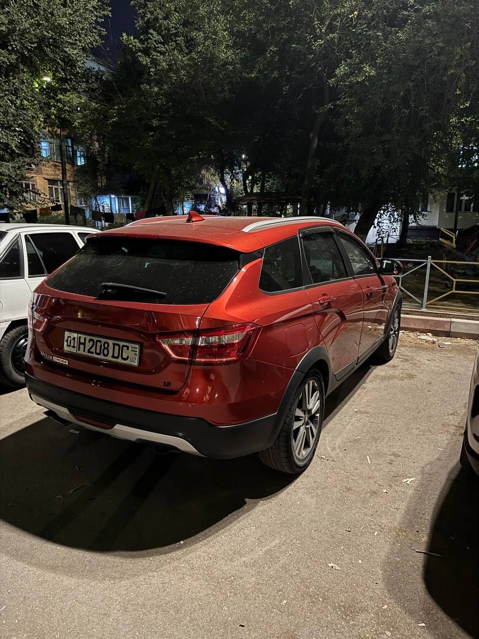 Vesta SW cross 1.8 амт