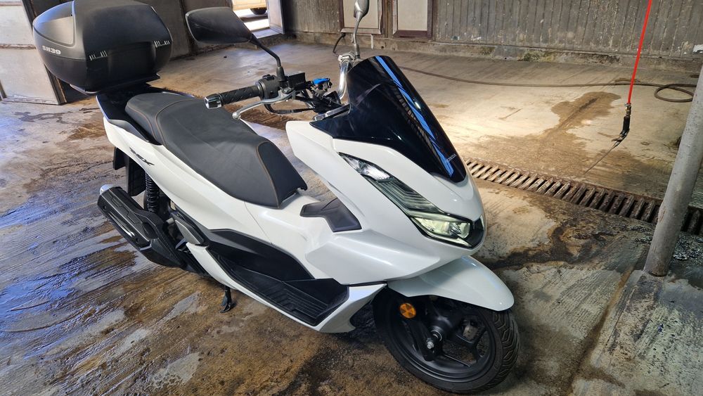 Scuter Honda PCX 125 an 2023