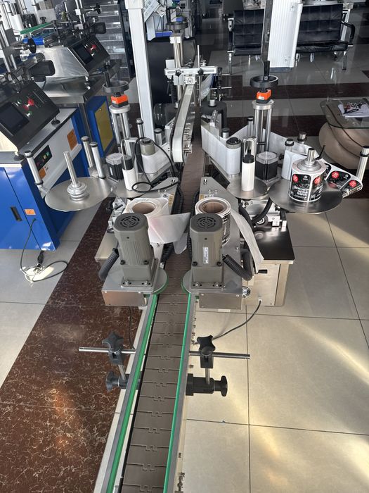 Двухстороннее этикетировочное оборудование