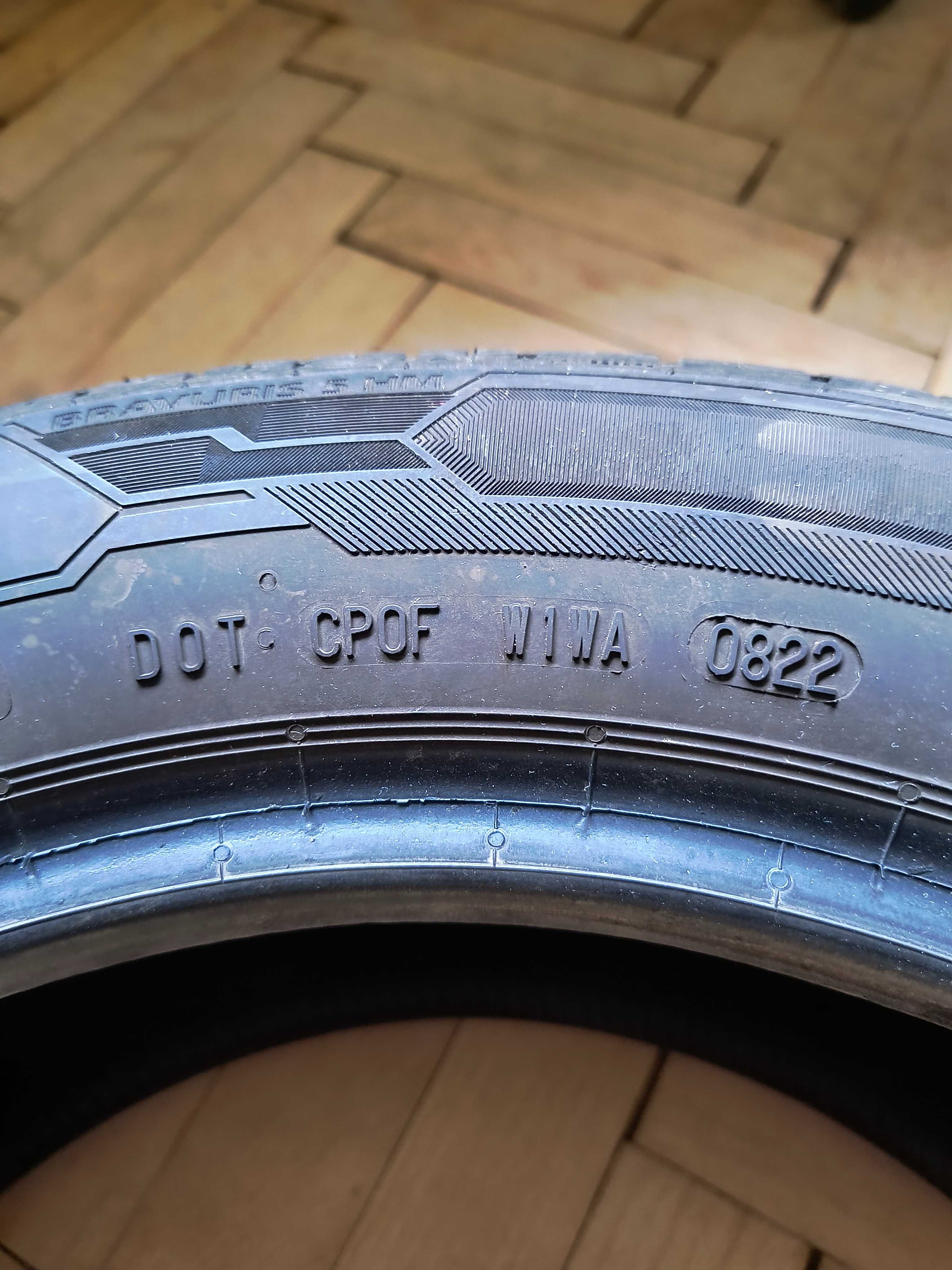 Летни гуми 205/55 R16V