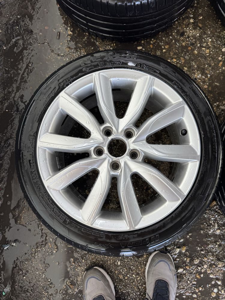 Джанти с Гуми от Audi A3 225/45/17 dot 2022