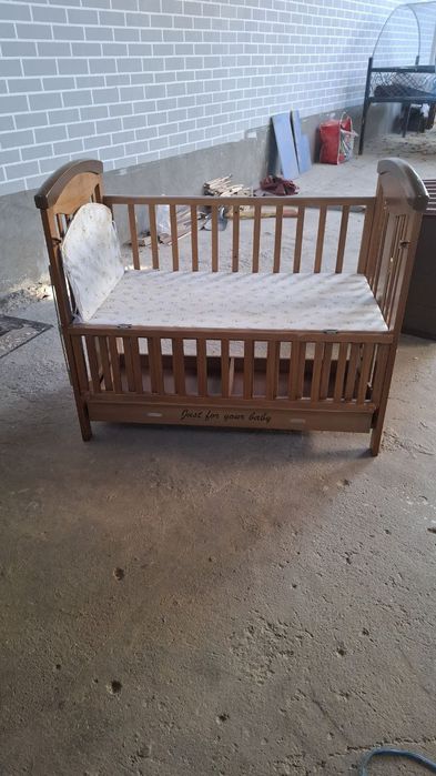Продается детская кроватка